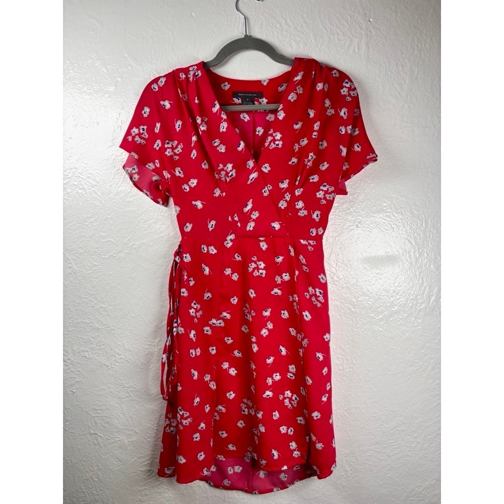 French Connection Red Floral Wrap Hi-Low Dress Size 0 Flutter Sleeve Cottage